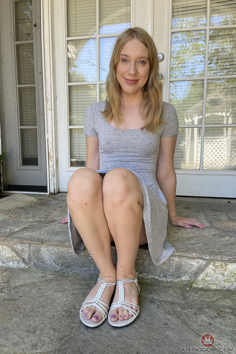 Ангелина, 24